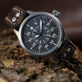 Nav B-Uhr 47 Titan B-Type Central Second
